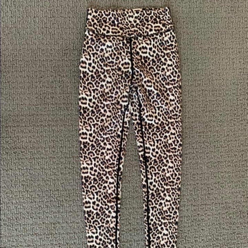 Zyia Leopard leggings